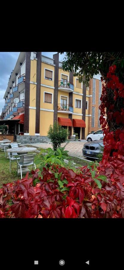 Hotel Lido Bollengo Exterior photo